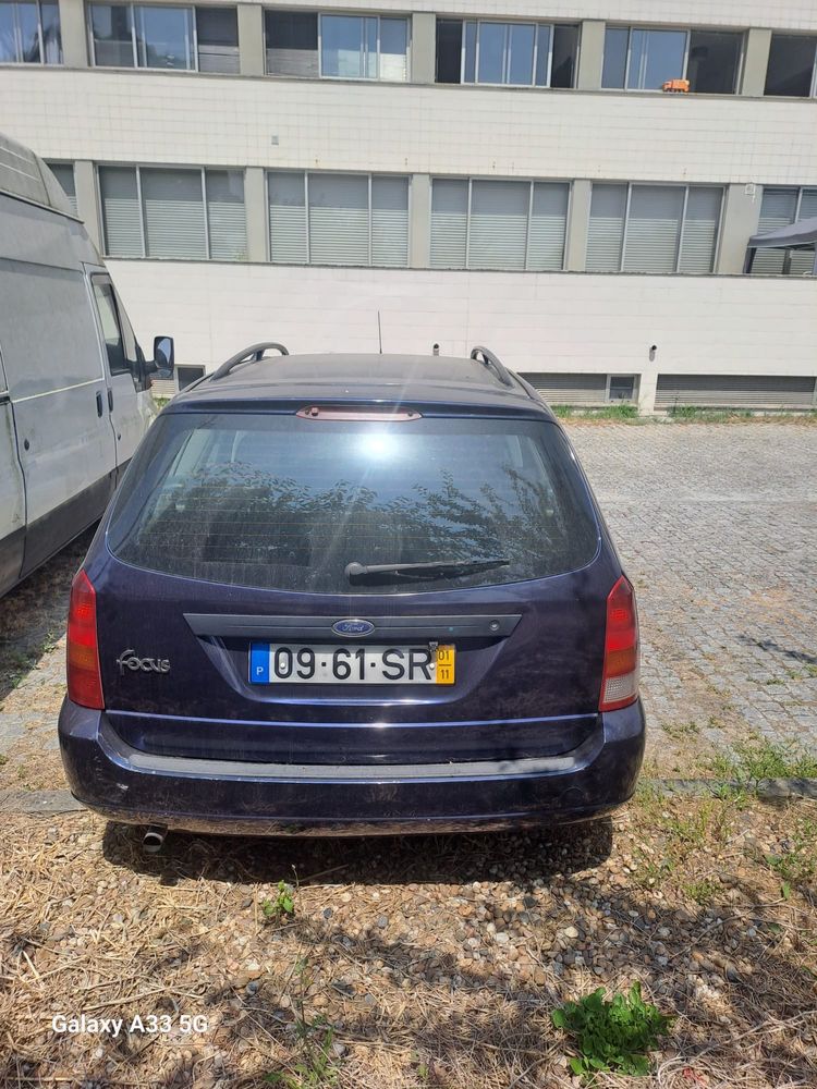 Carrinha ford 5 lugares
