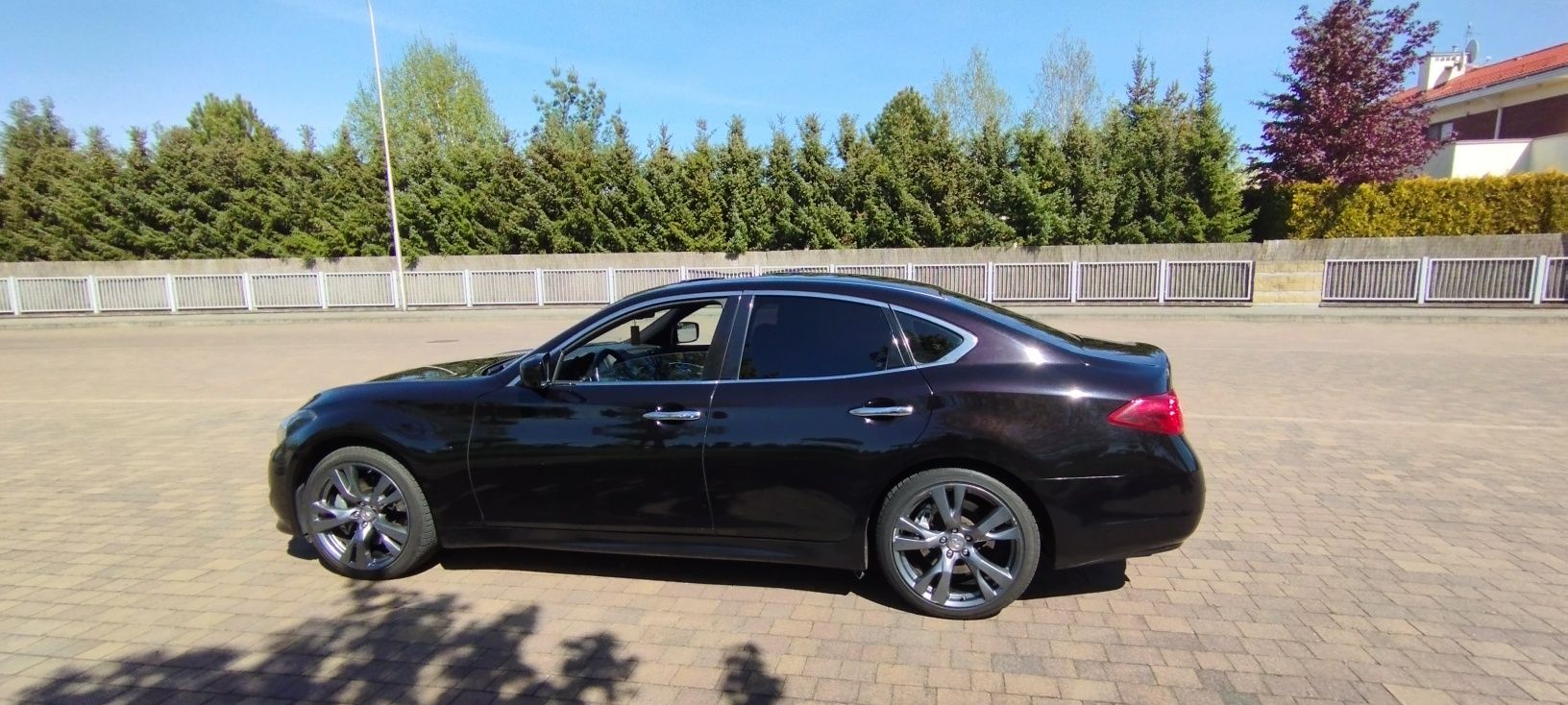 2011 Infiniti M30dS
