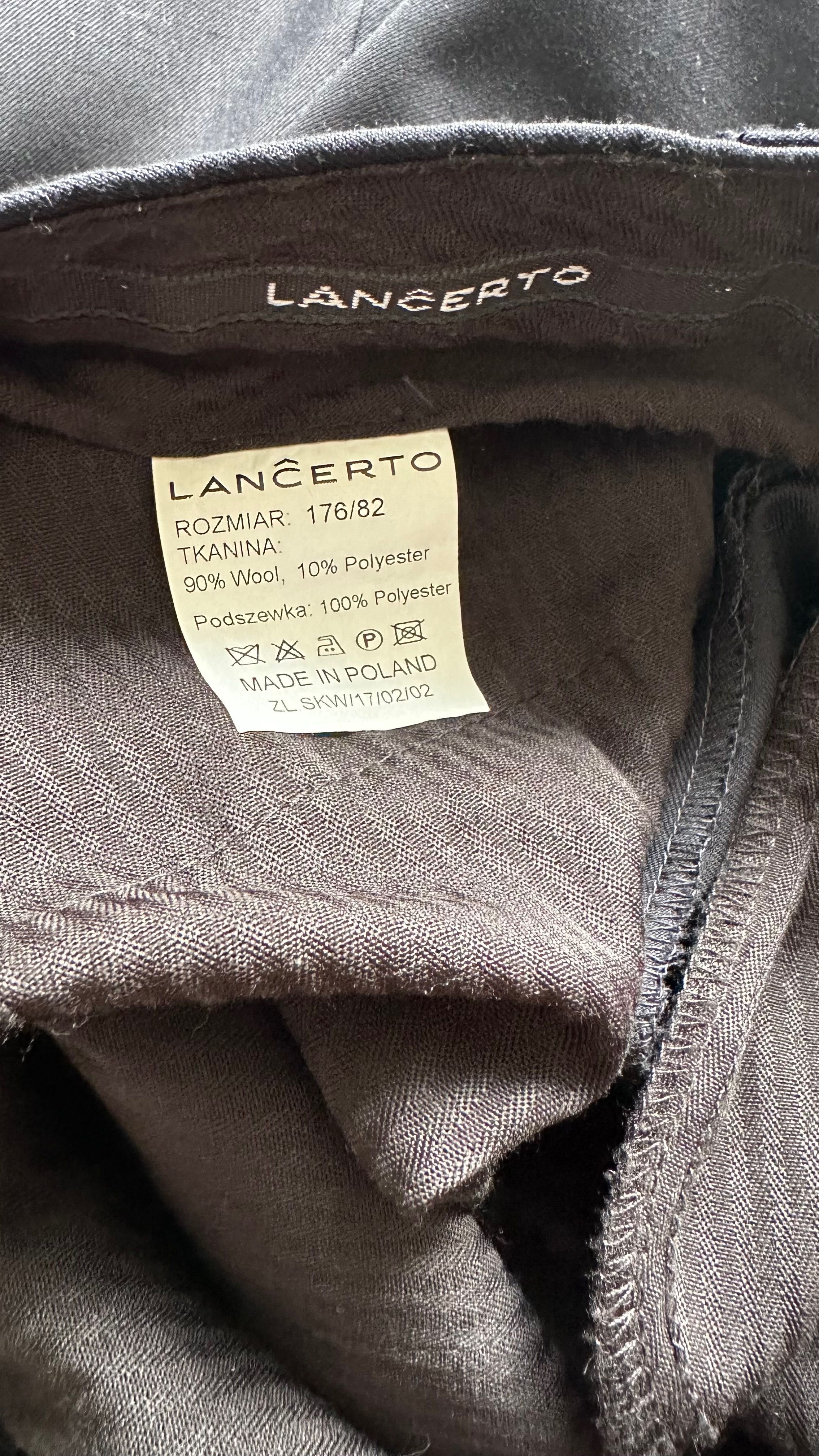 Czarny garnitur marki Lancerto jak nowy