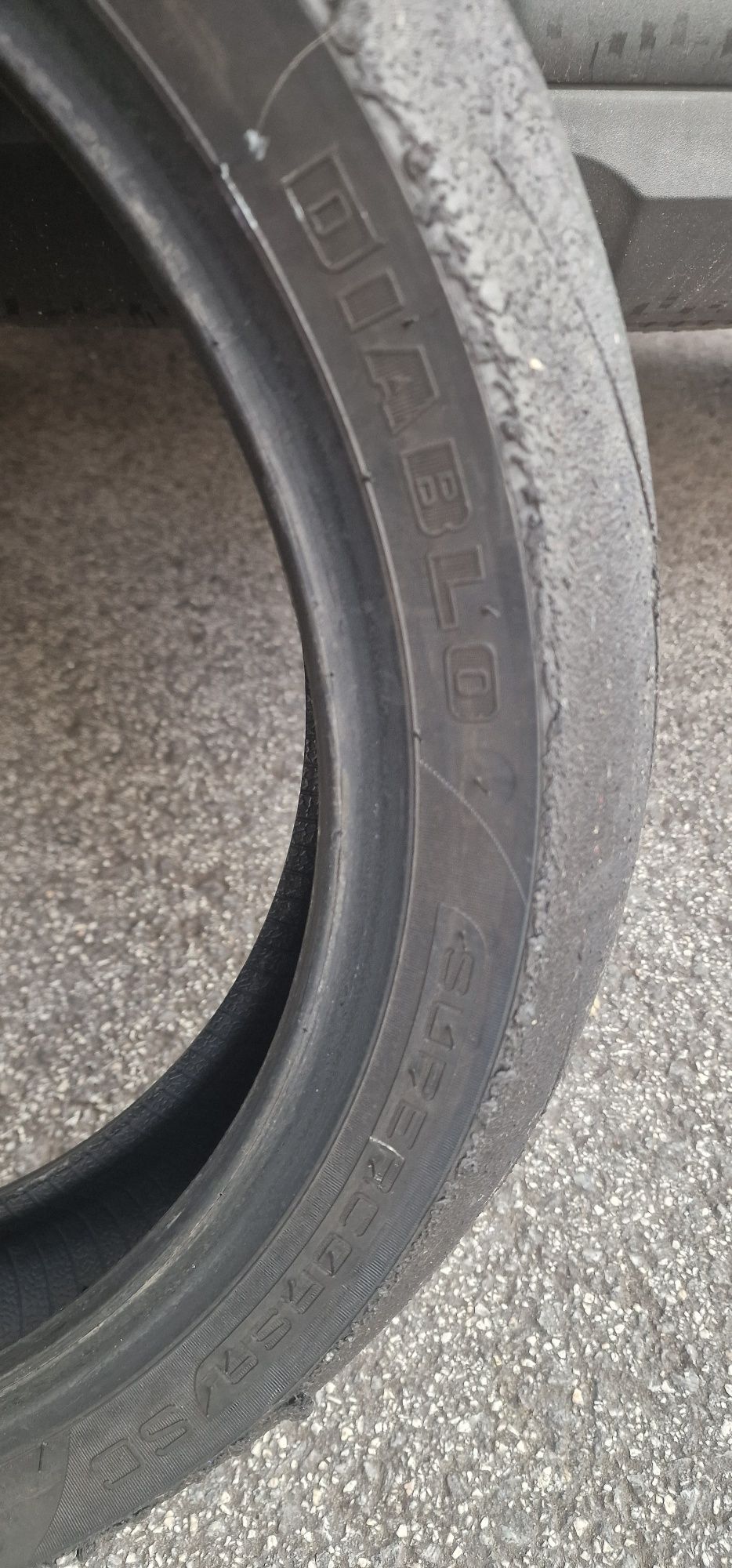 Pneus Dianteiro Pirelli Supercorsa 1/2 vida