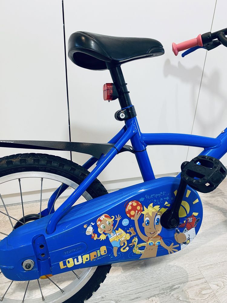 Bicicleta azul roda 16 com extras