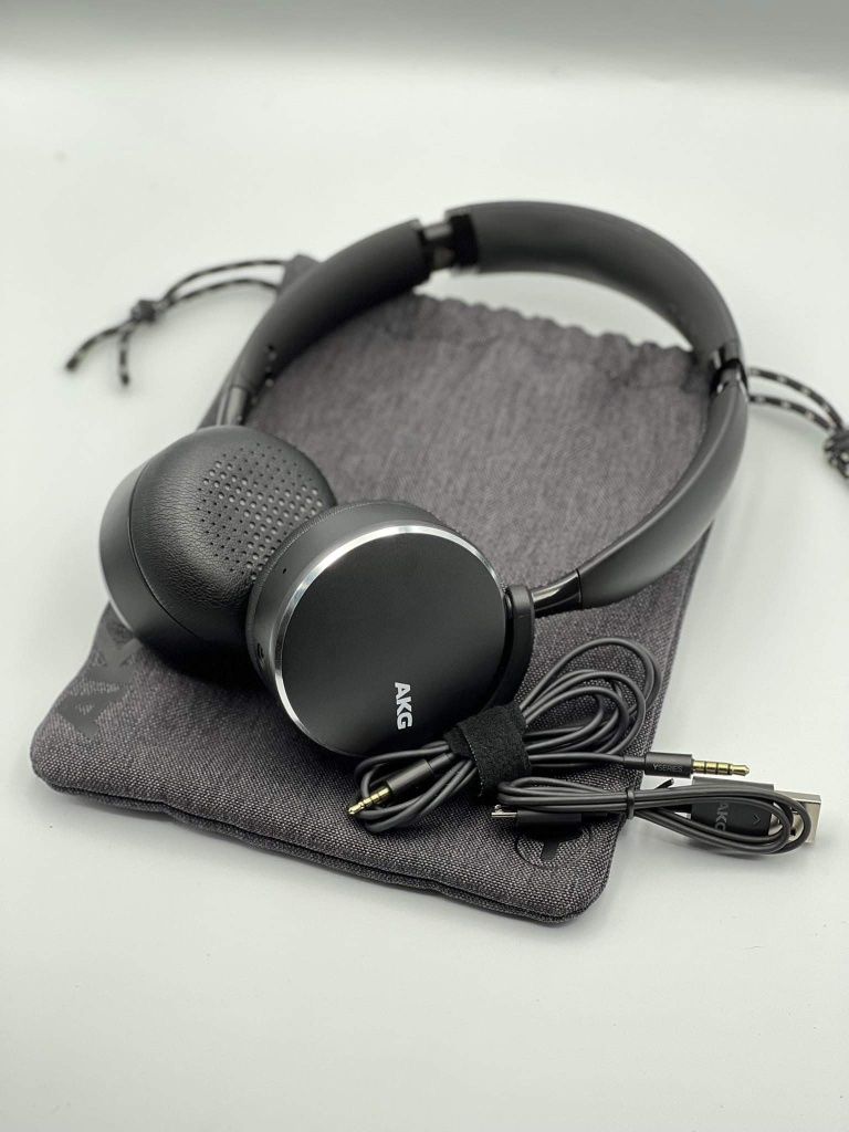 Наушники AKG Y500 Bluetooth