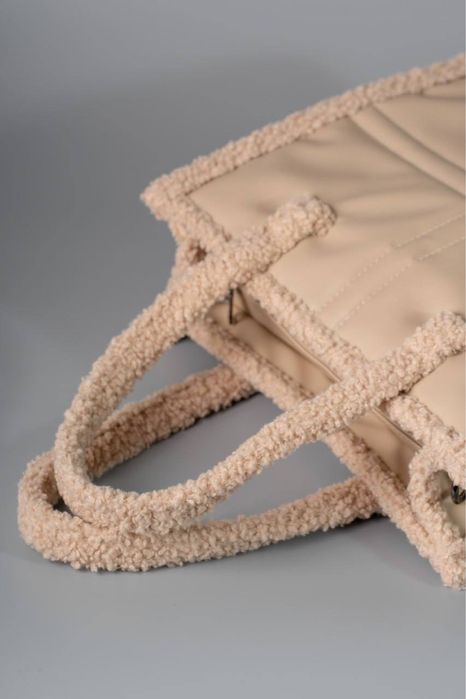 Стильний жіночий вмісткий шопер з еко-шкіри та хутра