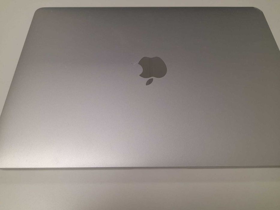 Apple MacBook Air