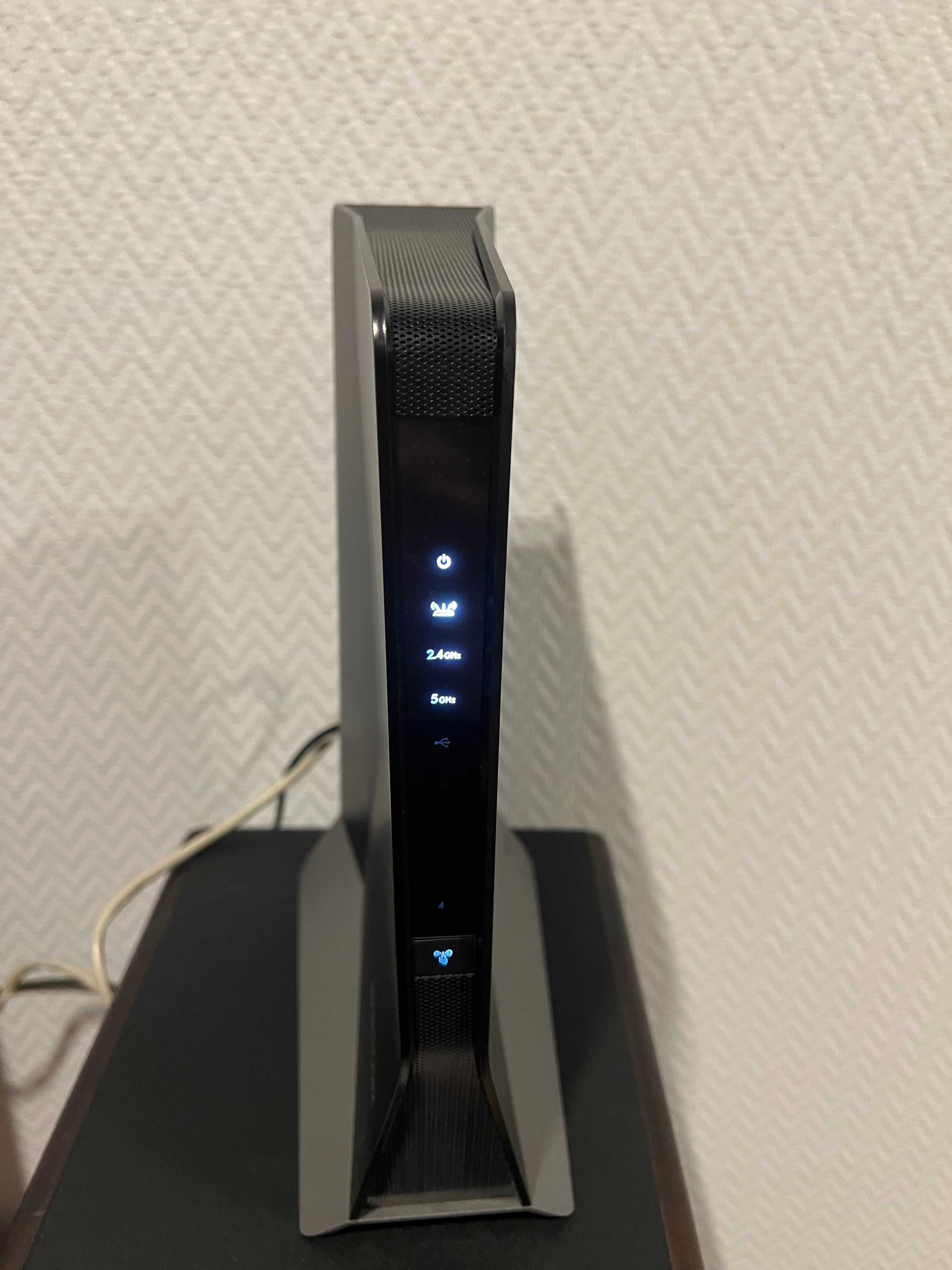 Репітер Netgear EAX80 Nighthawk AX8 AX6000 WiFi-6 Mesh Extender