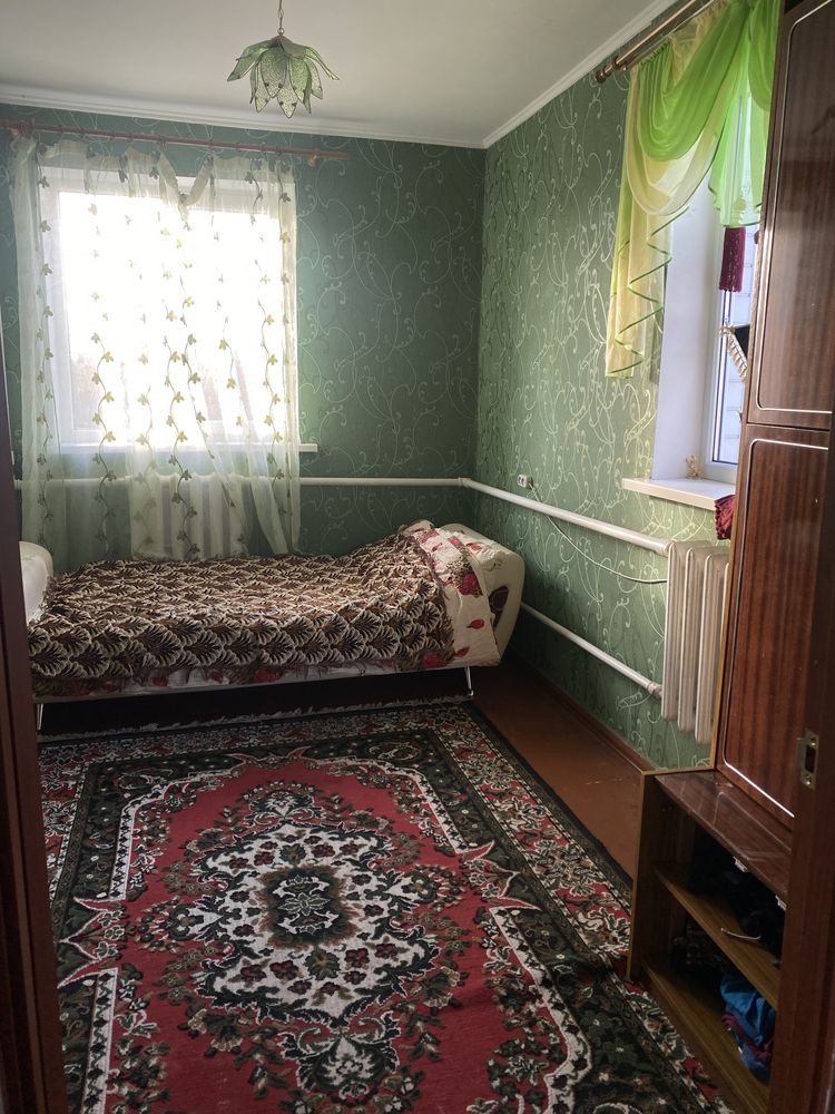 Продам дім