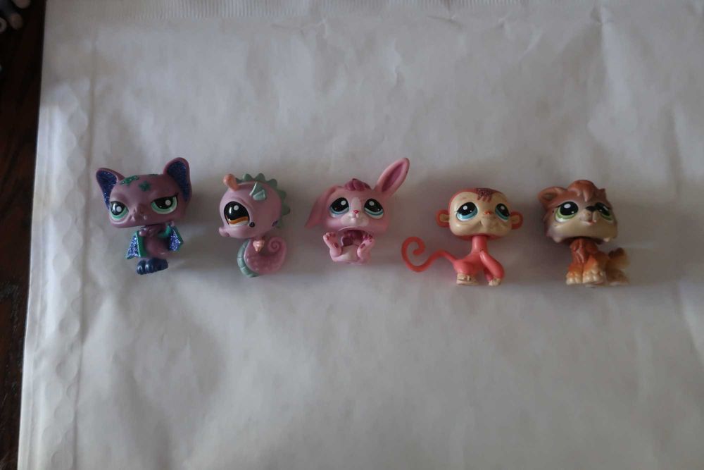 Figurki wszystkie Little shop