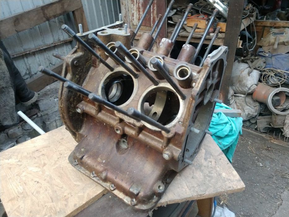 Продам блок двигателя ЗАЗ 965
