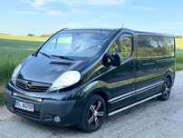 Opel Vivaro Doinwestowany w bardzo dobrym stanie OPEL VIVARO 2,5 DIESEL 2008 r.