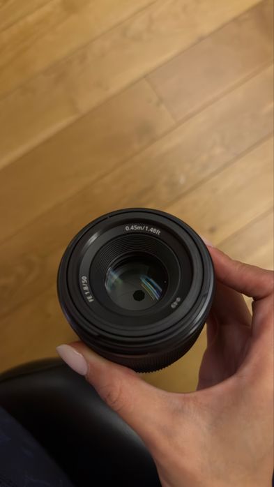 Sony FE 50mm f/1.8 Lens – Excellent Condition