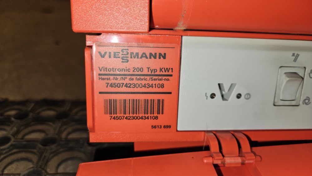 Sterownik główny kotła gazowego Viessman Vitotronic 200