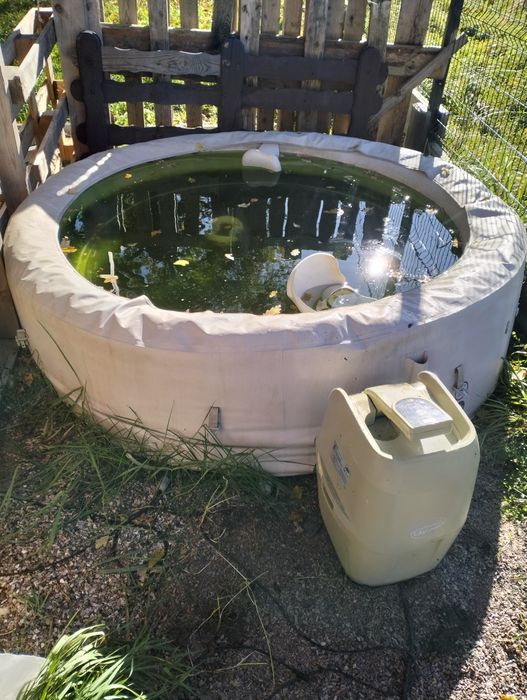 LAY-Z-SPA po sezonie odsprzedam do wyczyszczenia