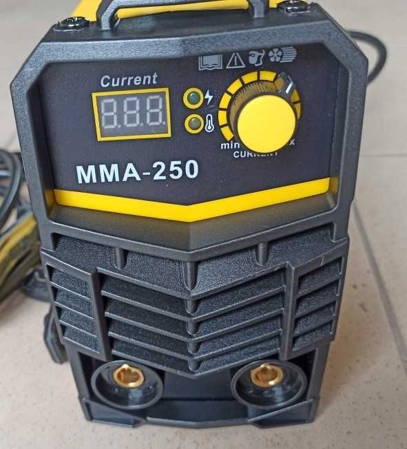 Spawarka inwertorowa MMA-250