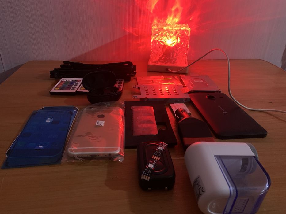 Продам лот електроніки та іньшого барахла