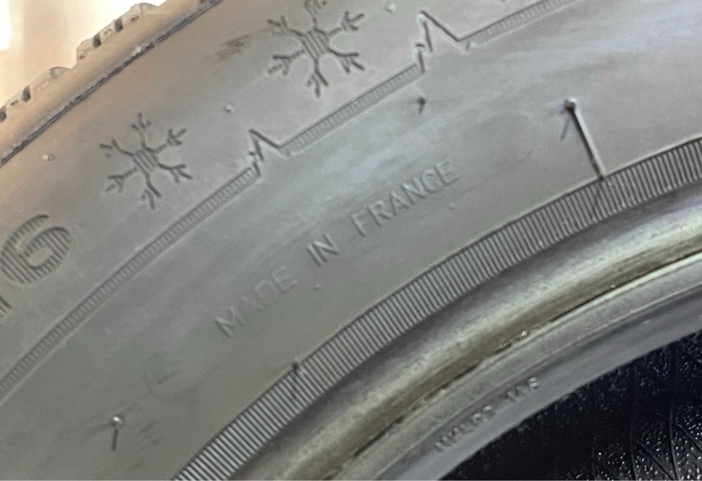 Автошини колеса резина 205/60 R16 Dunlop Winter Sport5 2020 рік