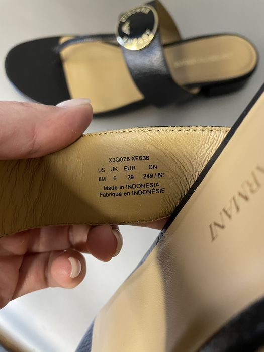 Вʼєтнамки Emporio Armani