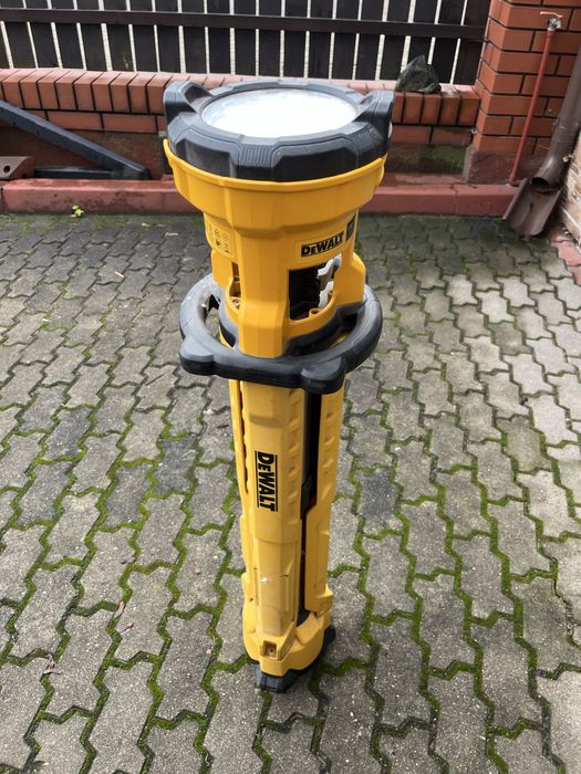 DeWALT Lampa warsztatowa DCL079