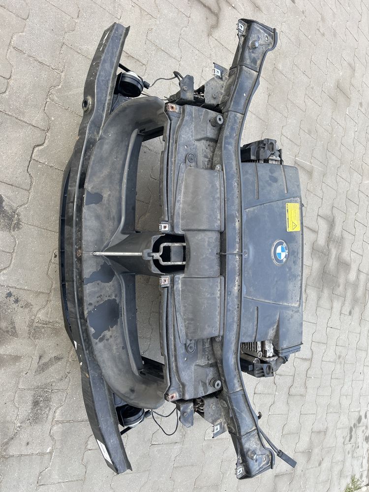 Pas przedni belka wzmocnienie z chkodnicami BMW e90 e91 komplet belka