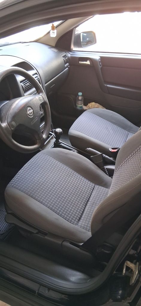 Opel Astra caravan