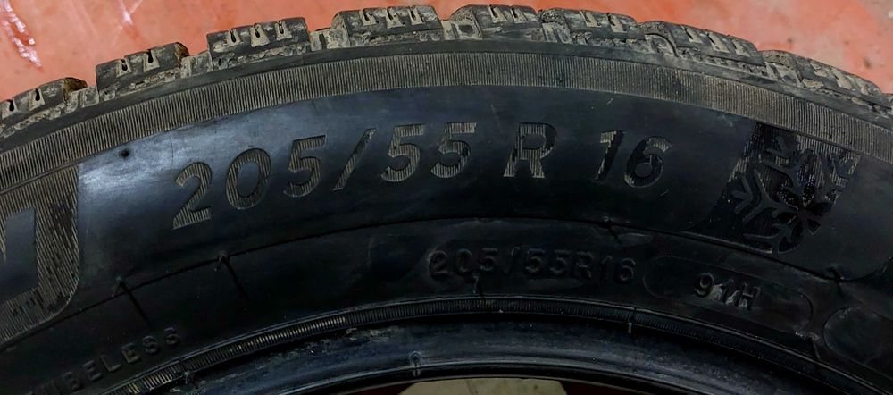 Sprzedam oponę zimową Michelin Alpin 6 205/55R16 91H