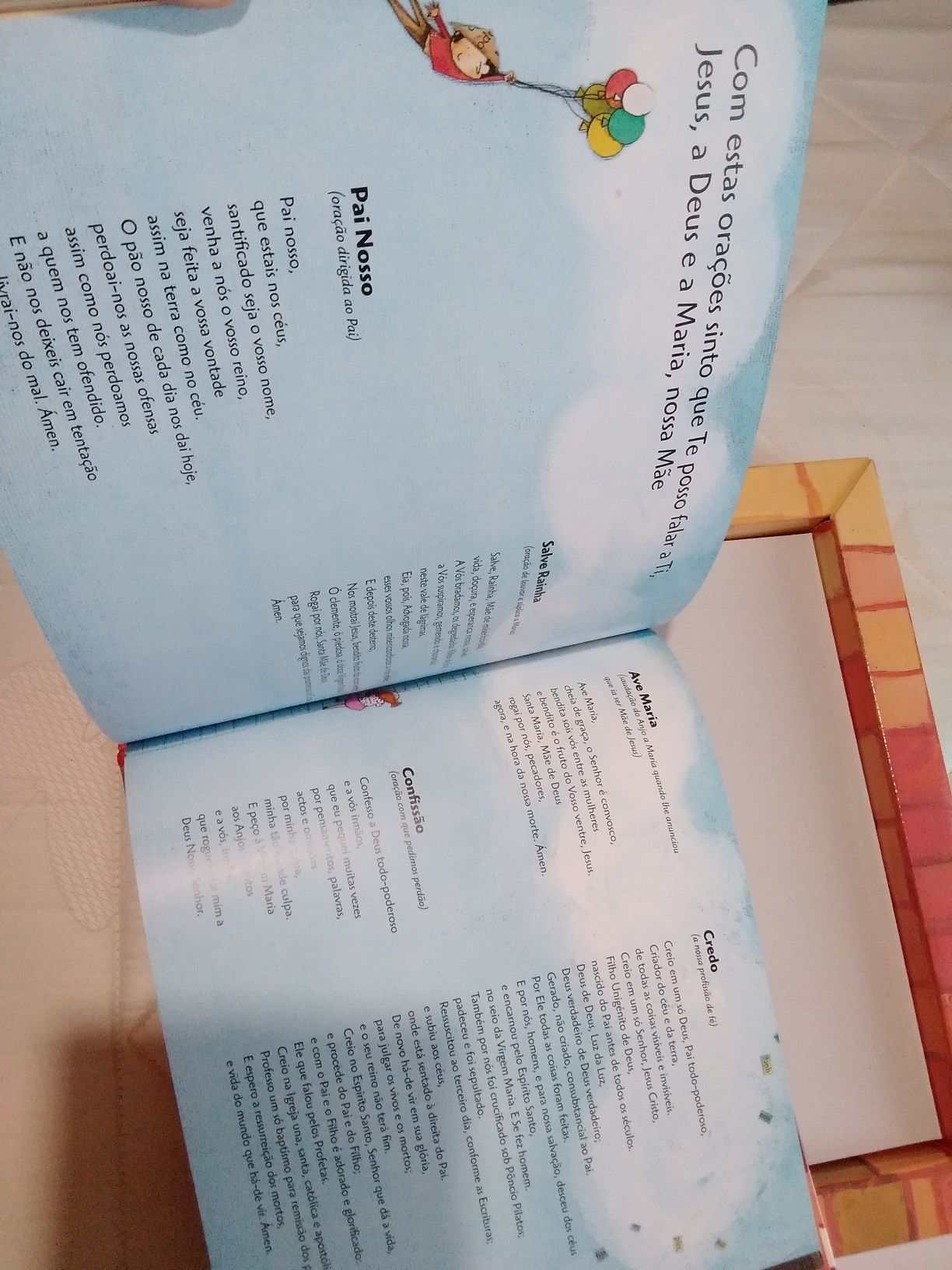 Celebro a minha primeira Comunhão Um encontro com Jesus, orações