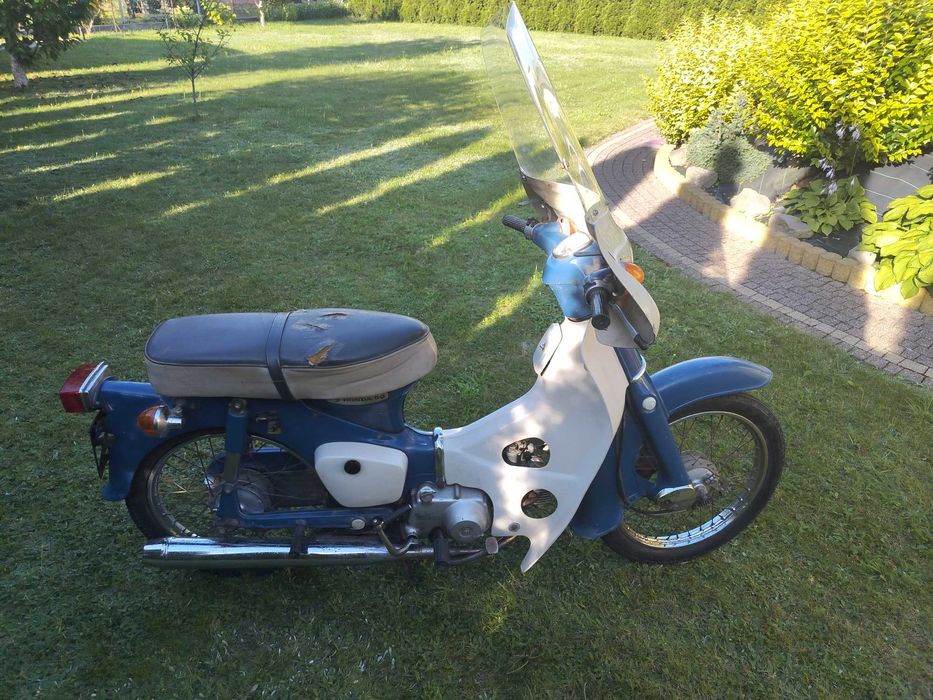 Motocykl Honda Cub