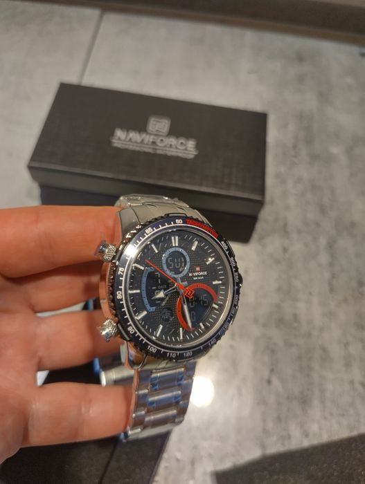 Relógio de marca Naviforce