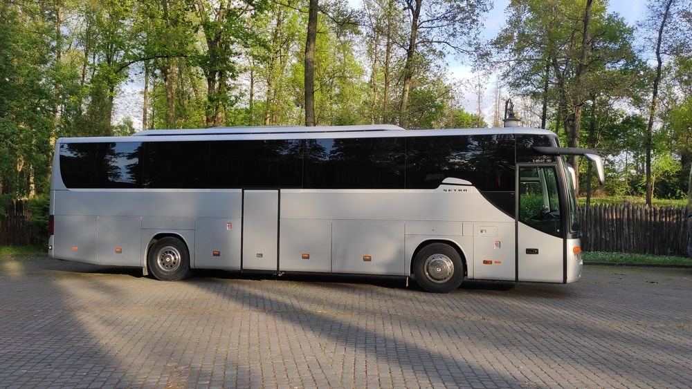 Автобус, пасажирські перевезення