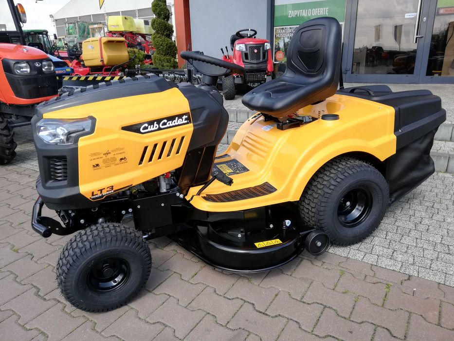 Traktorek kosiarka Cub Cadet LT3 PR105 2 cylindry Cub Cadet 22 KM