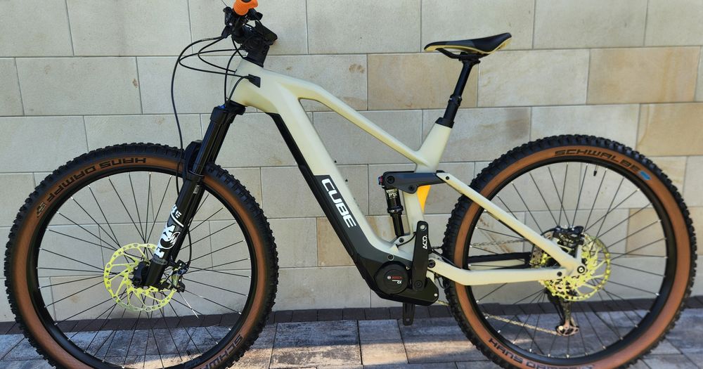 Cube Stereo Hybrid 140 HPC SL