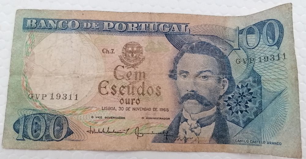 Notas de 100 escudos (3 un)