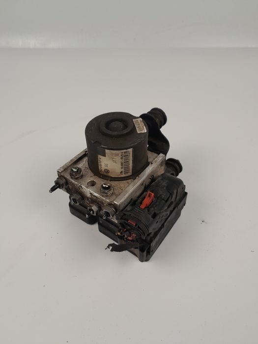 Блок АБС VW Caddy 2003-2010p 2K0907379A 2K0614117A