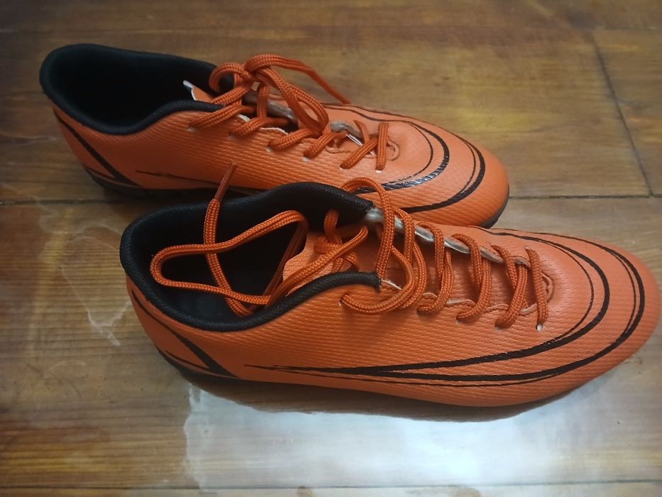 Сороконожки футбольні