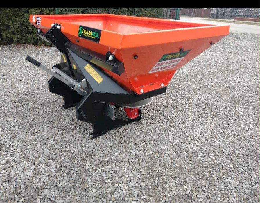 Rozsiewacz Dwutalerzowy 400 kg Hudraulika Plandeka DEMAROL