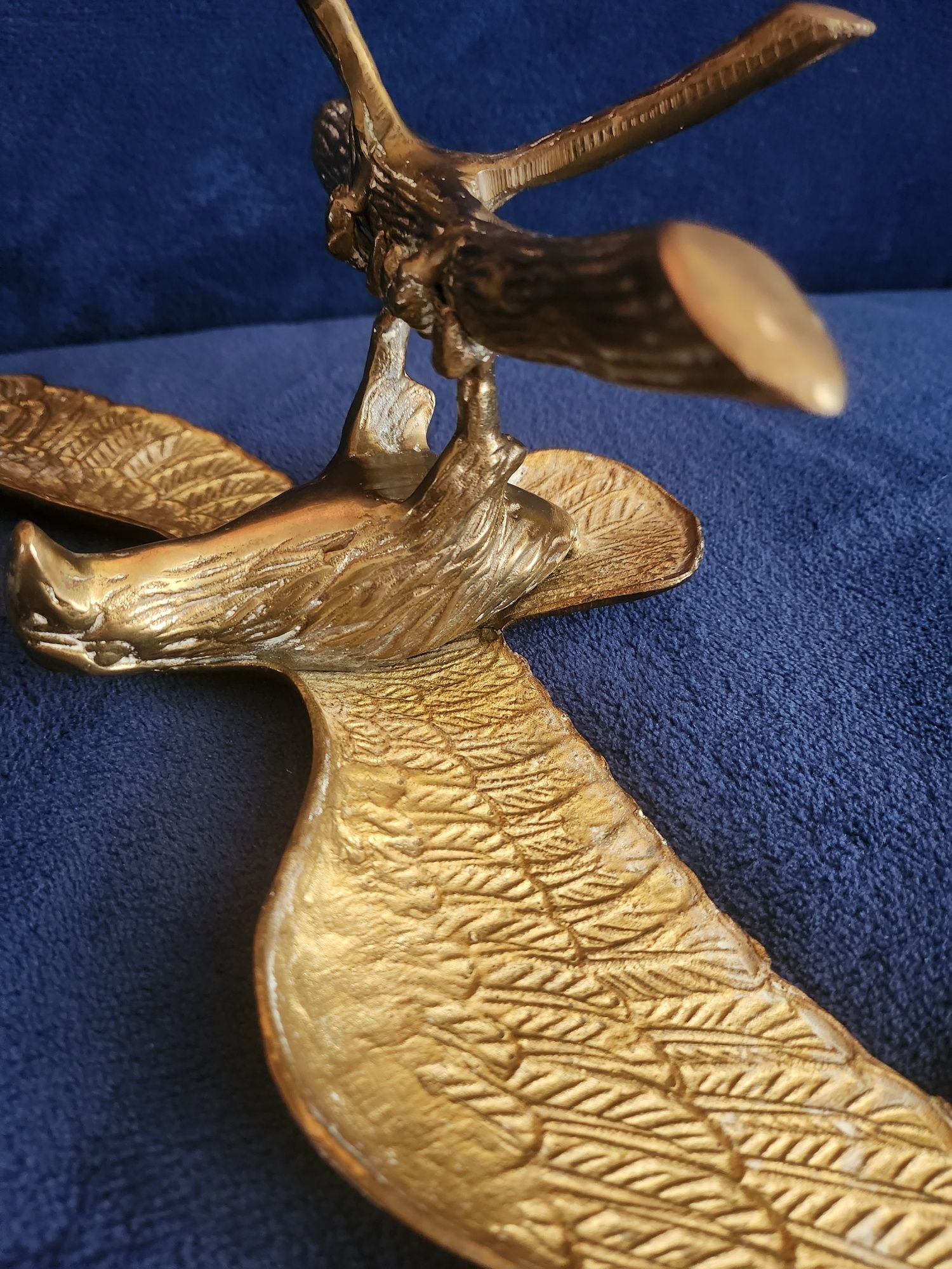 Figura   figurka ORZEŁ na KONARZE z mosiądzu  - 47 cm
