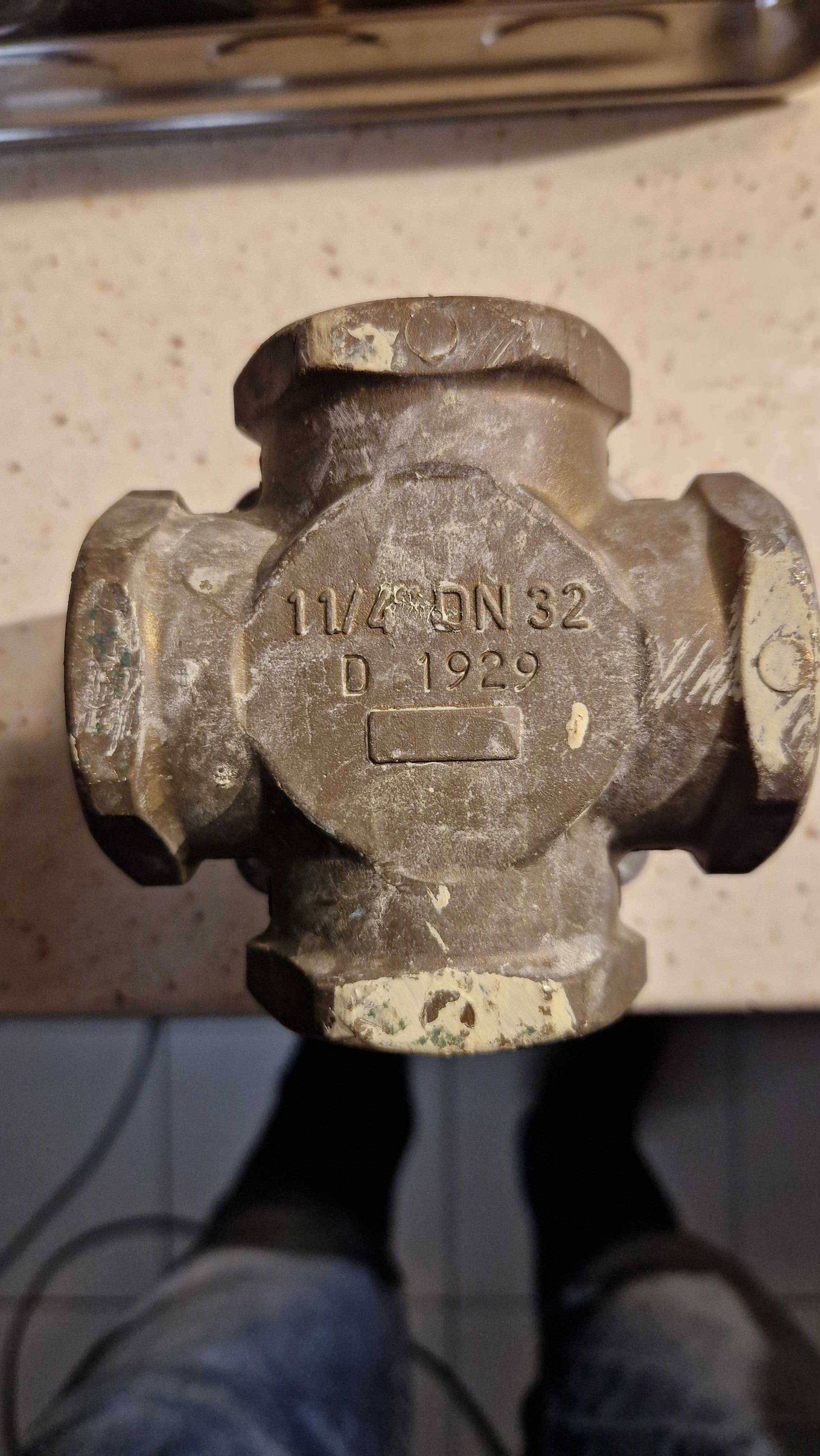 Zawór 4-drogowy HRB4 Danfoss DN 32 1 1/4'' PN10