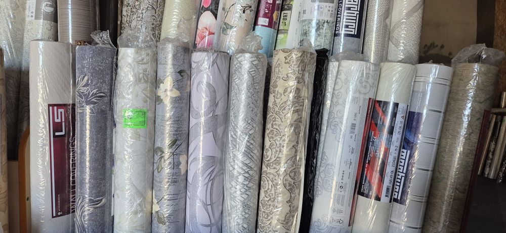 Шпалери зі складу