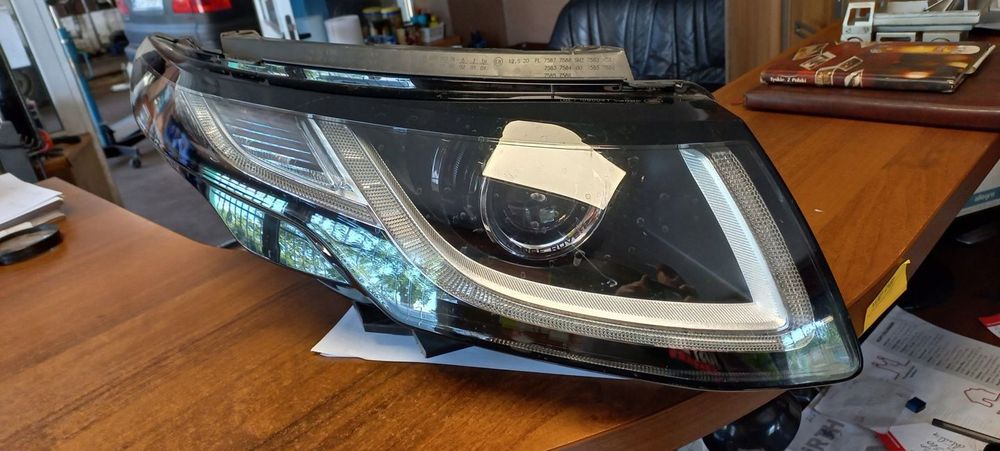 LAMPA PRZEDNIA PRAWA RANGE ROVER EVOQUE XENON GJ32-13W029EA