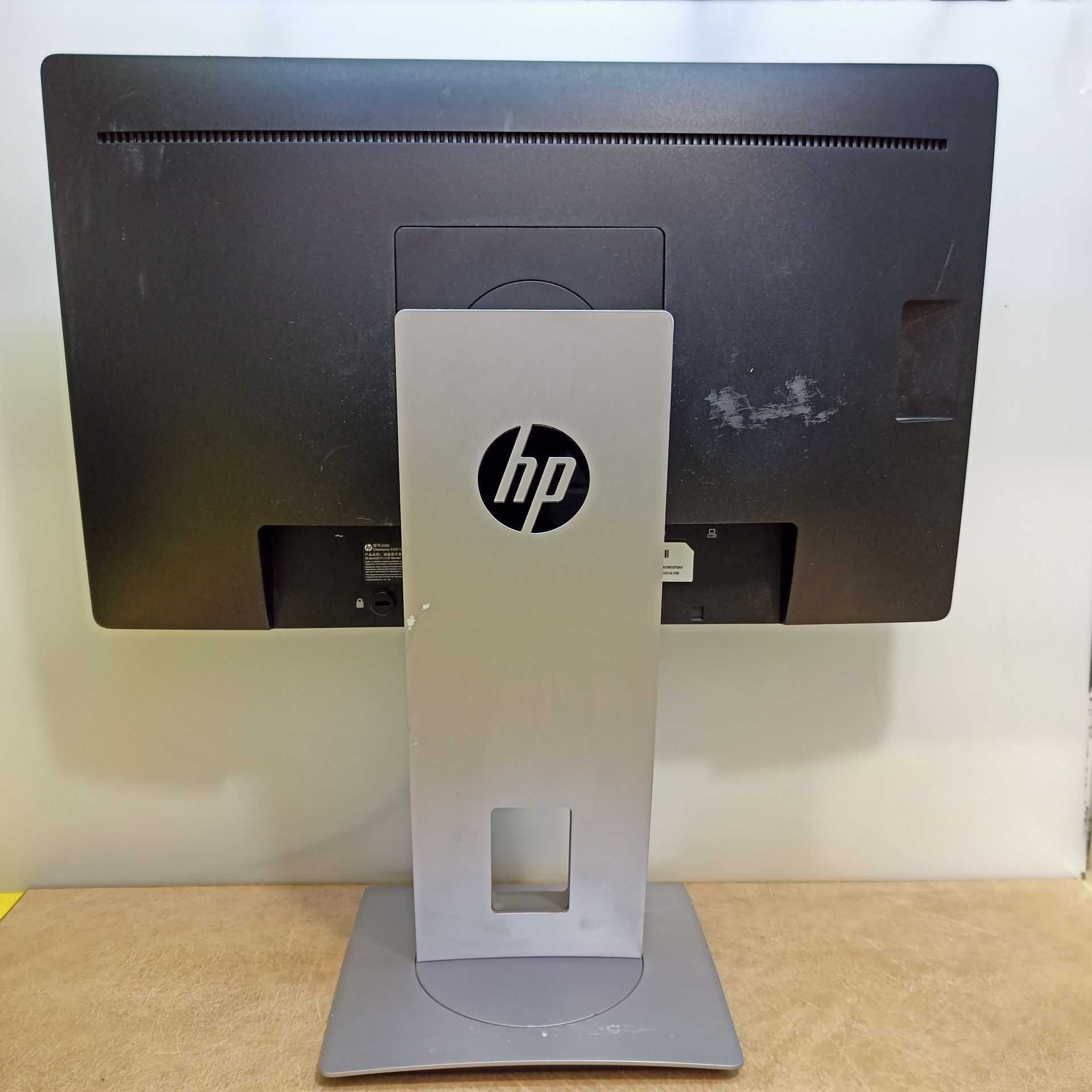 Б/В Монітор HP EliteDisplay E202 ( DisplayPort, HDMI, VGA )