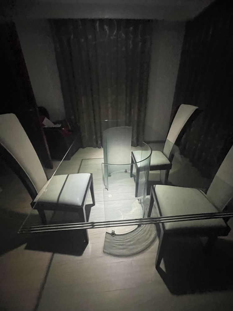 Mesa de sala de jantar