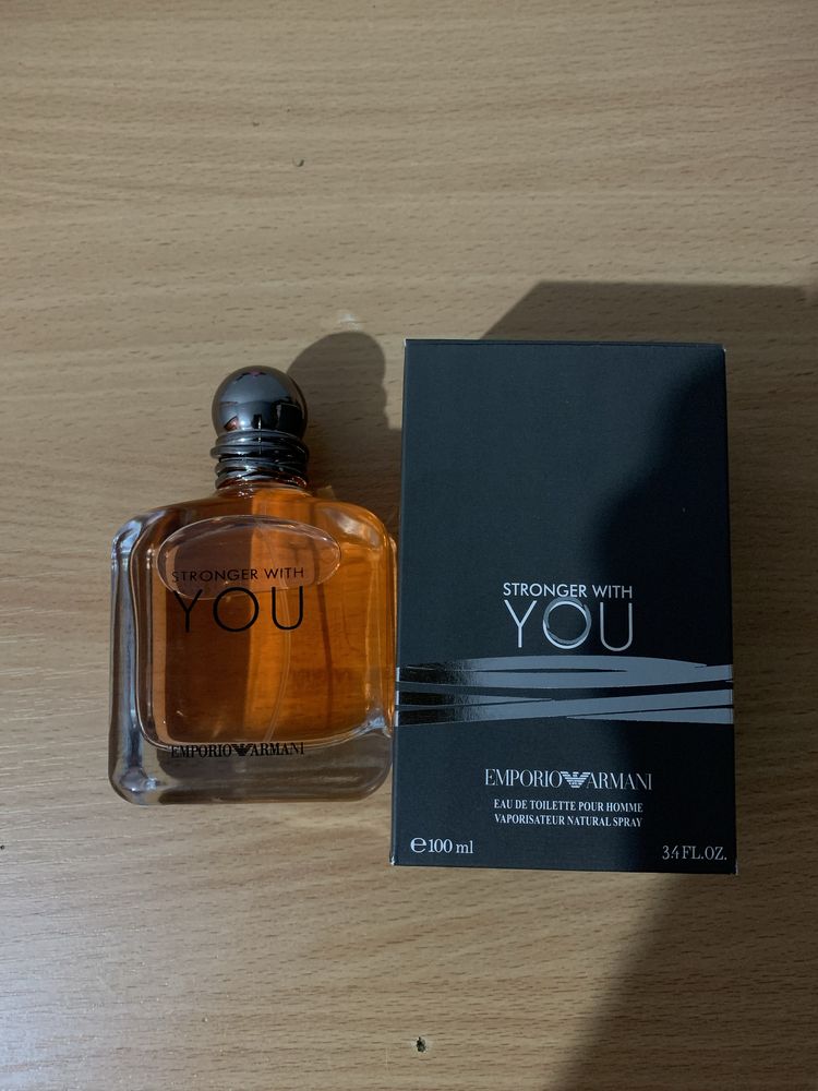 Парфуми чоловічі Armani Stronger With You