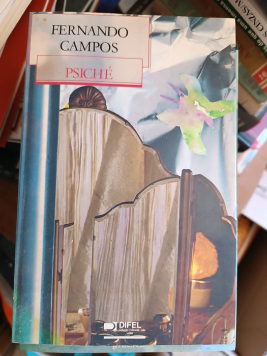 Lote de 72 livros variados