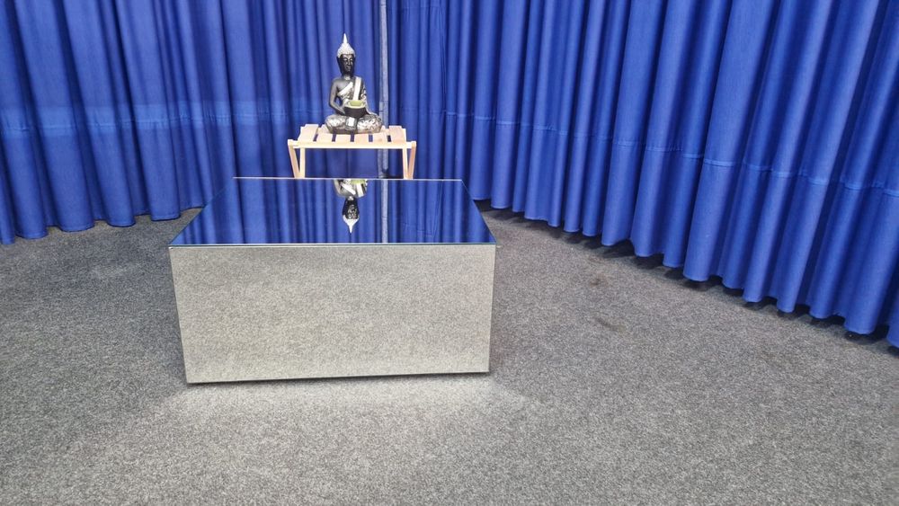 Mesas de centro espelhadas