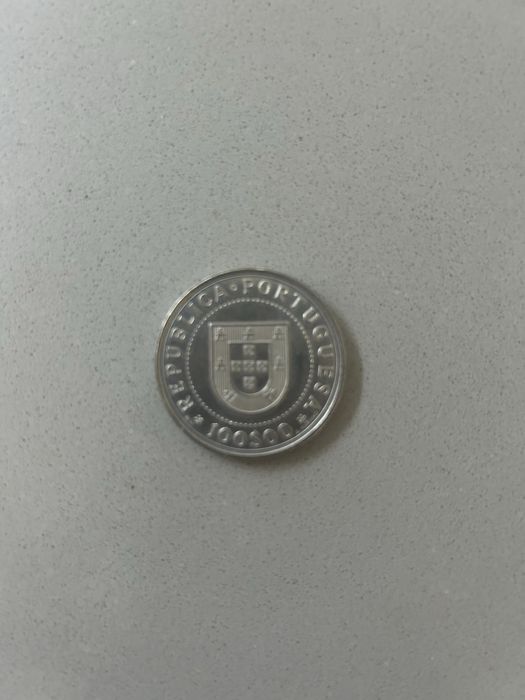 Meda de 100 Escudos