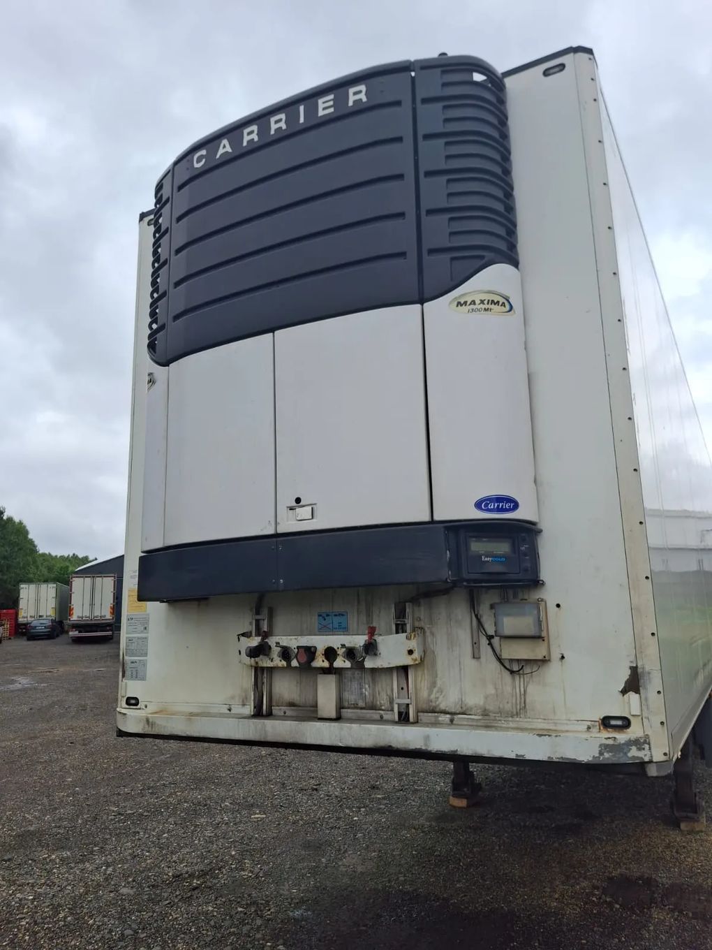 Schmitz Cargobull SK24  Naczepa chłodnia Schmitz. Carrier Maxima 1300mt