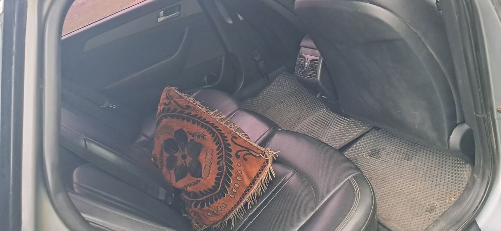 Автомобіль Хюндай Соната