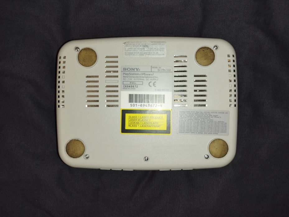 PlayStation One + Cabos Originais