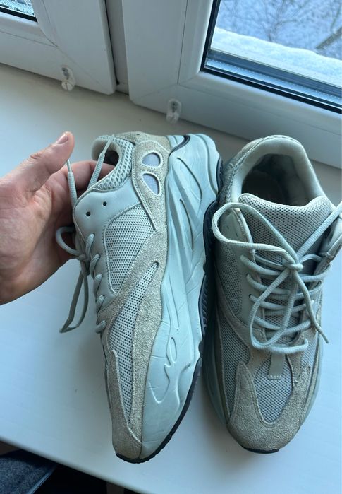 Кросівки чоловічі Adidas Yeezy Boost 700 Salt EG7487