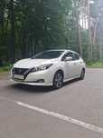 Nissan Leaf білий 40