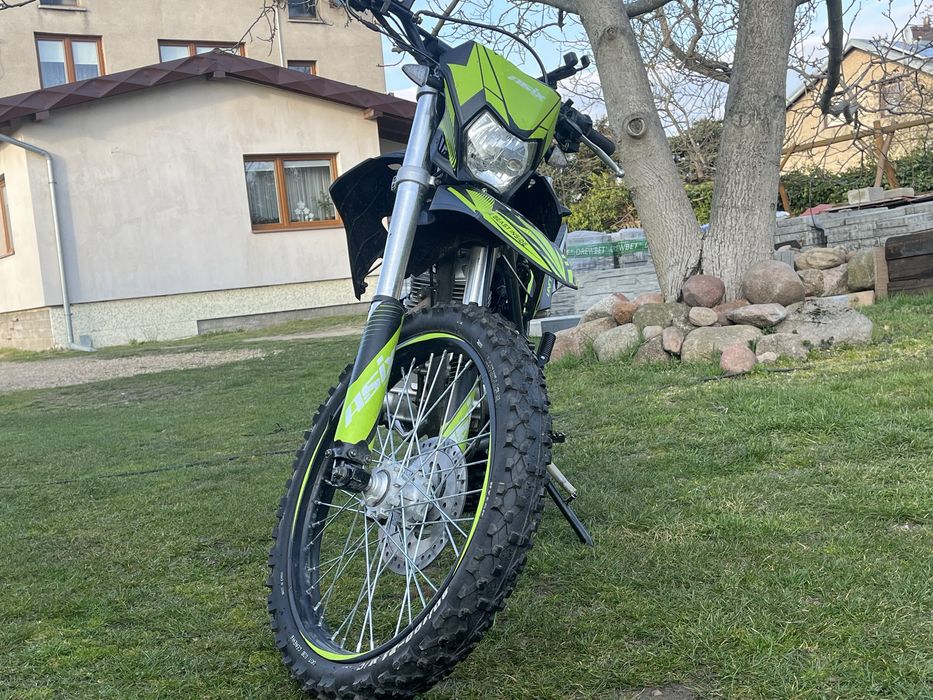 Asix Defender 250rr